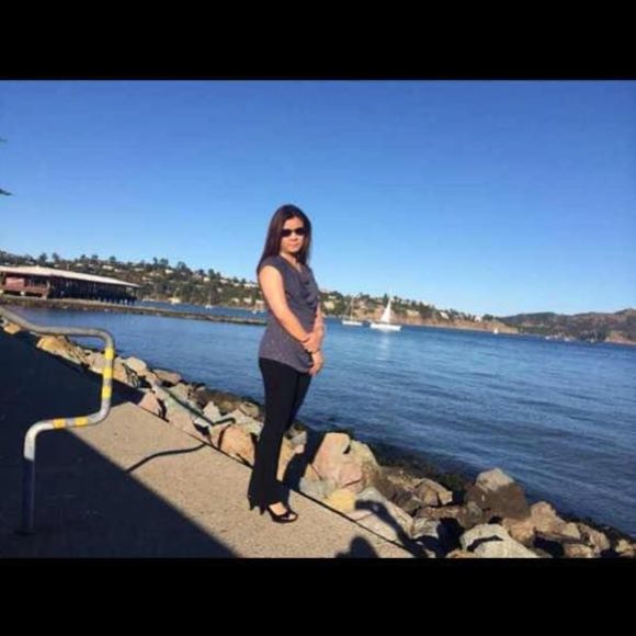 Meet your Posher, Pauline - Picture 1 of 1